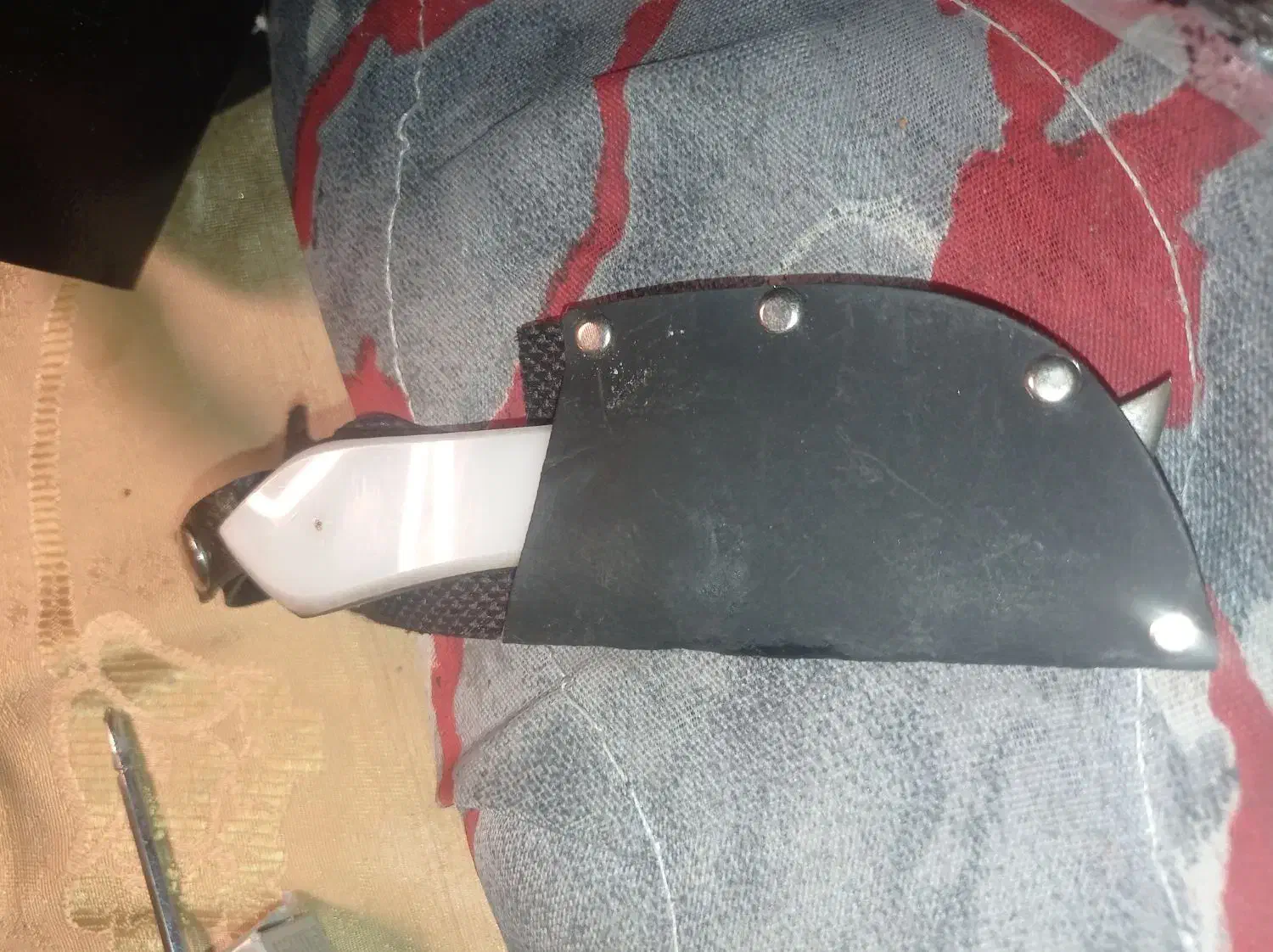 چاقو|کوهنوردی و کمپینگ|اهواز, کمپلو جنوبی|دیوار