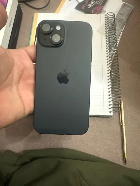 آیفون۱۵نرمال 128گیگ باتری۱۰۰فقط ۲۰بار شارژ شده|موبایل|زاهدان, |دیوار