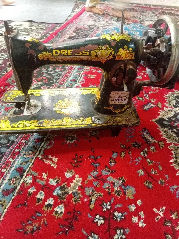 چرخ خیاطی|چرخ خیاطی و ریسندگی|نگین شهر, |دیوار