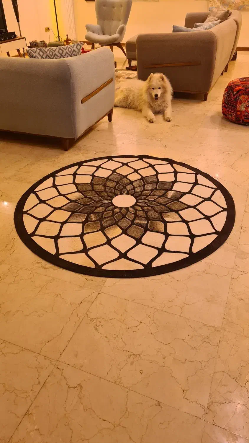 فرش دست دوز چرم و پوست طبیعی|فرش|تهران, شهران جنوبی|دیوار