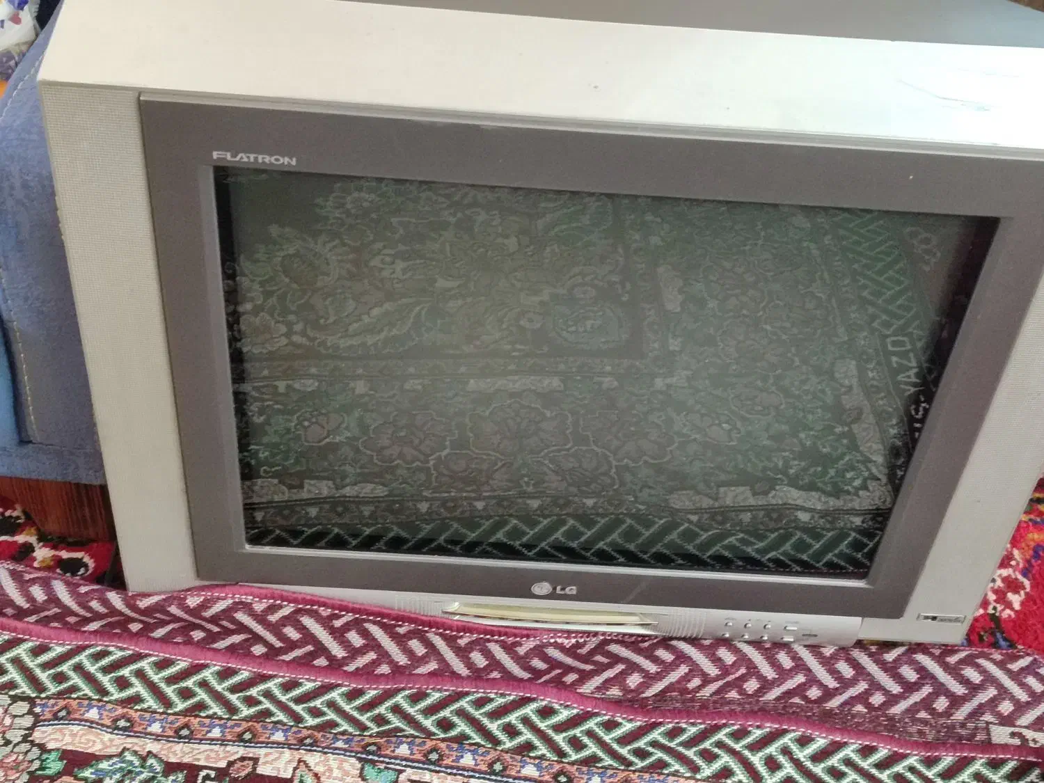 تلویزیون LG قدیمی|تلویزیون و پروژکتور|تبریز, |دیوار