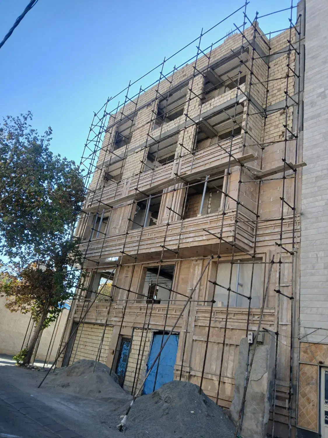 داربست فلزی آریاگستر|خدمات پیشه و مهارت|مشکین‌دشت, |دیوار