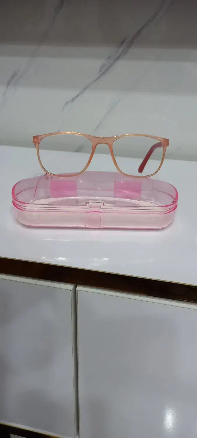 عینک طبی|آرایشی، بهداشتی، درمانی|رشت, کوی مهر|دیوار