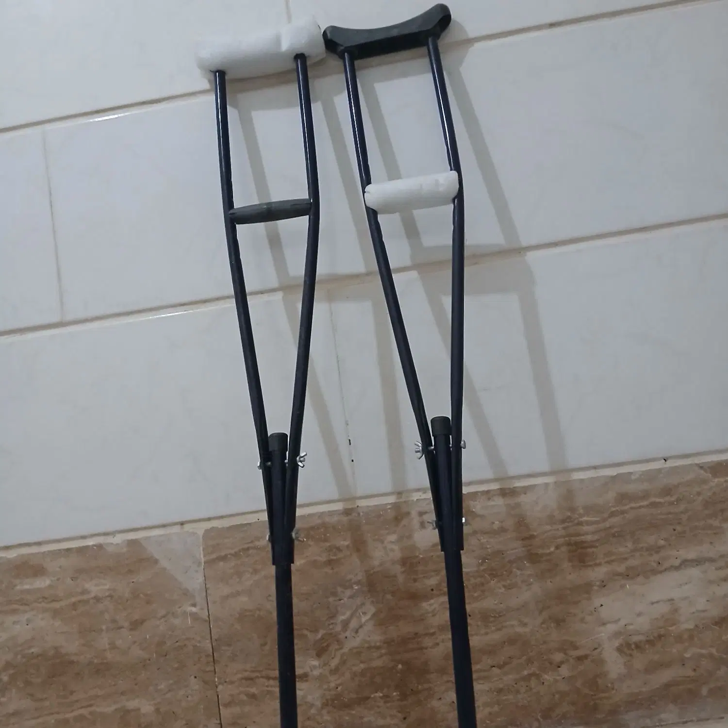 عصا|پزشکی|قزوین, |دیوار