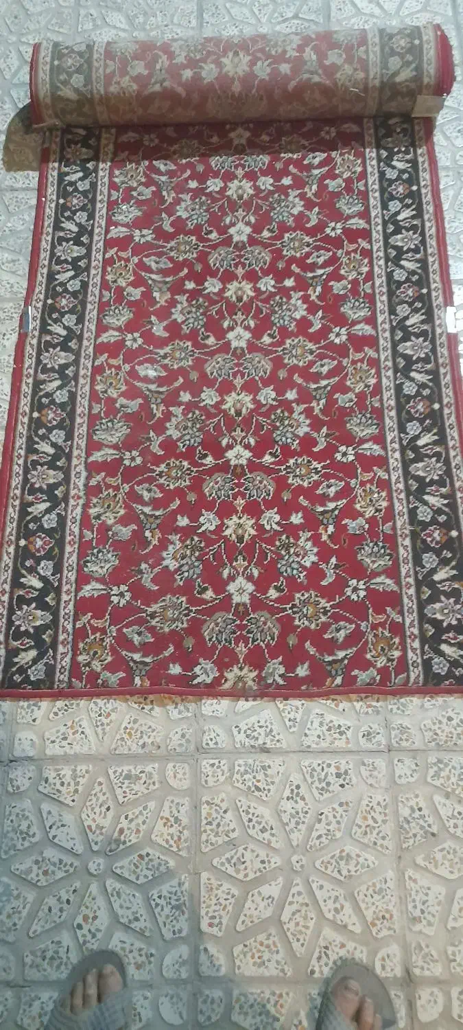 ۲عددفرش زمینه لاکی درطول۵مترعرض۱متر|فرش|اصفهان, مصلی|دیوار