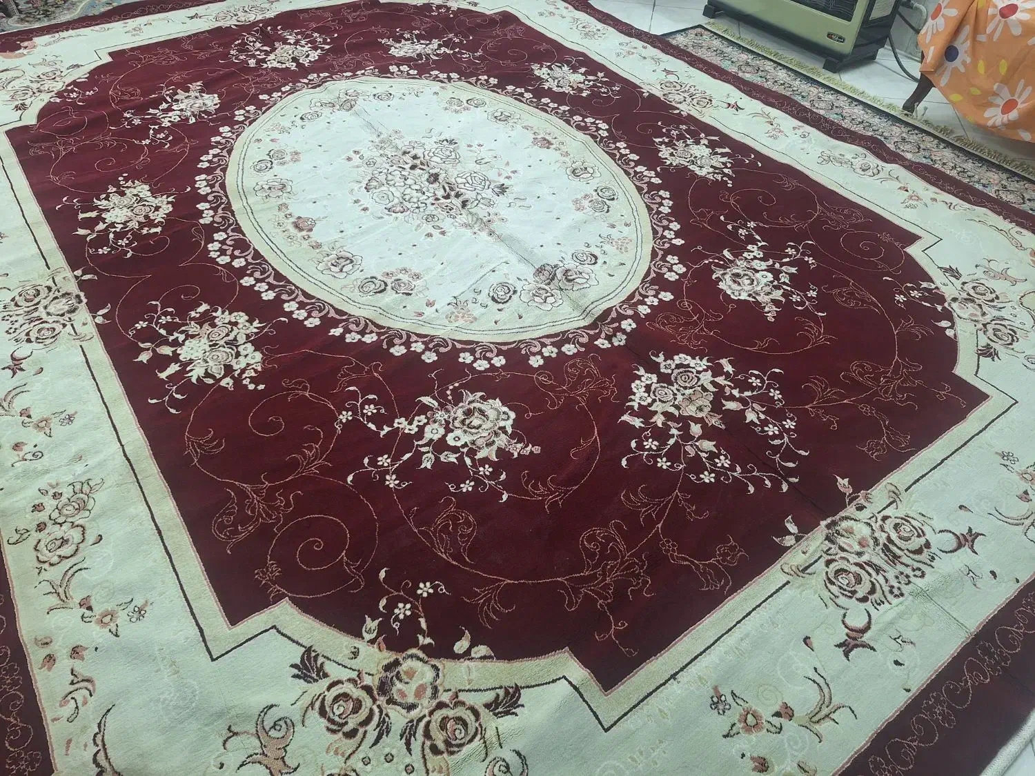 فرش ۷۰۰ شانه ۱۲ متری|فرش|اراک, |دیوار