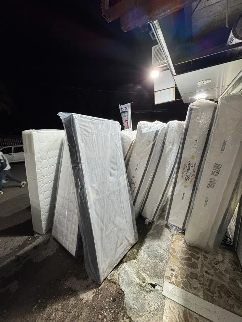 تشک /رستونیک|تشک تختخواب|خمام, |دیوار