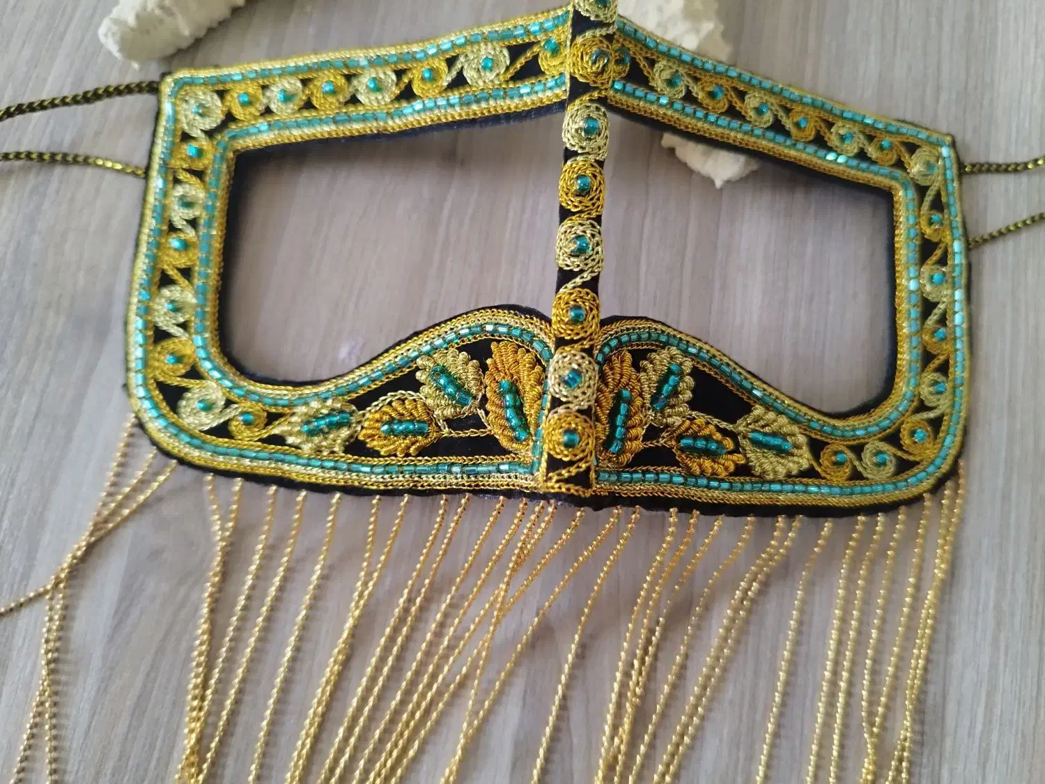 شال، روسری و برقعه سنتی زنانه|لباس|کیش, |دیوار