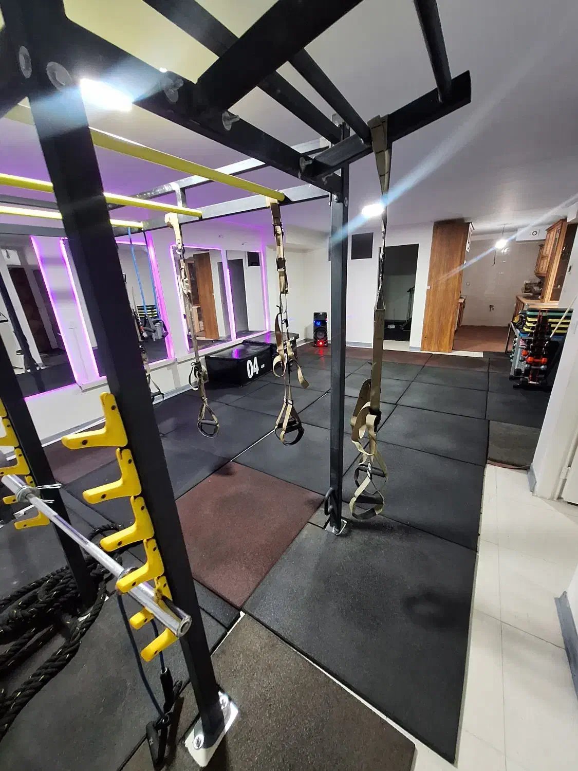 اجاره باشگاه ویژه بانوان|اجارهٔ کوتاهمدت دفتر کار و فضای آموزشی|تهران, زیبادشت|دیوار