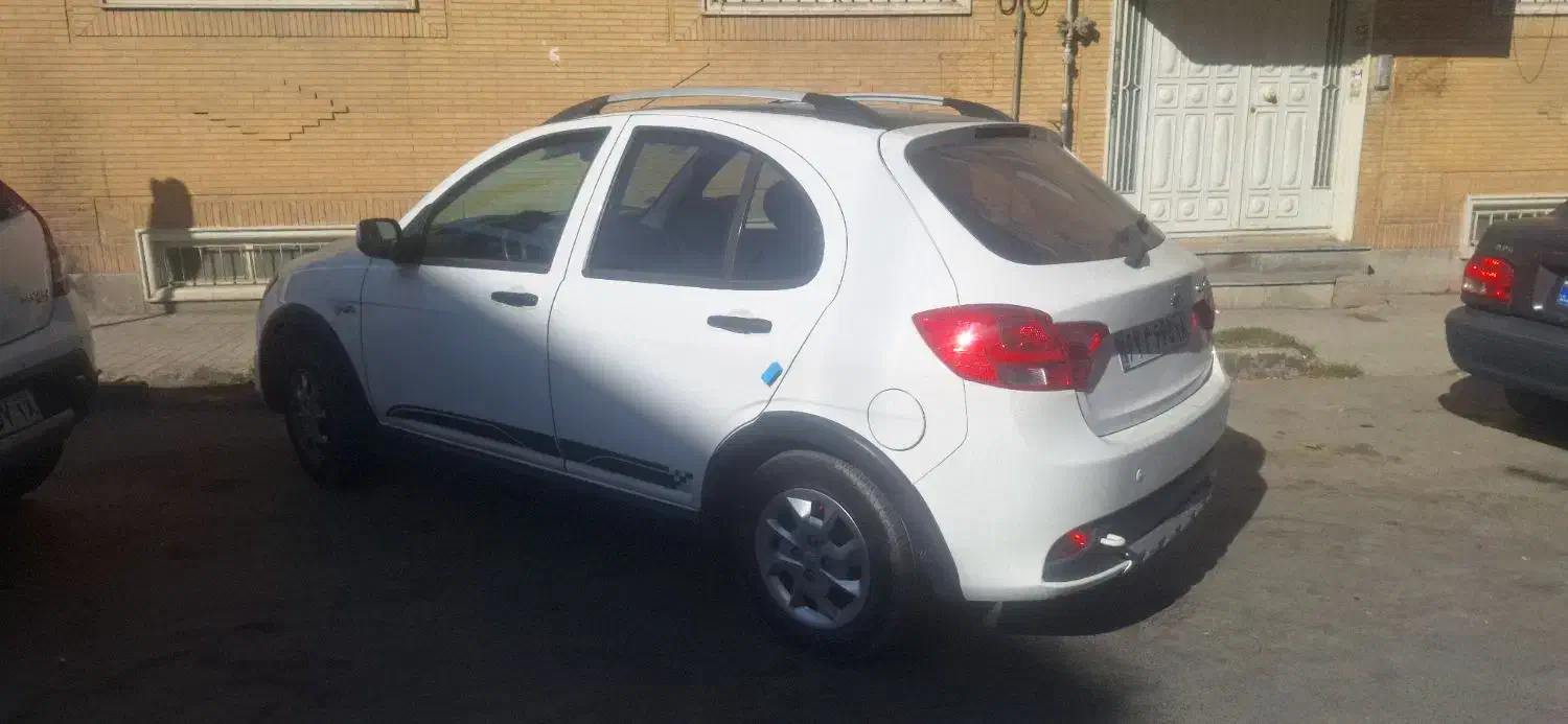 کوییک r1402|خودرو سواری و وانت|همدان, |دیوار