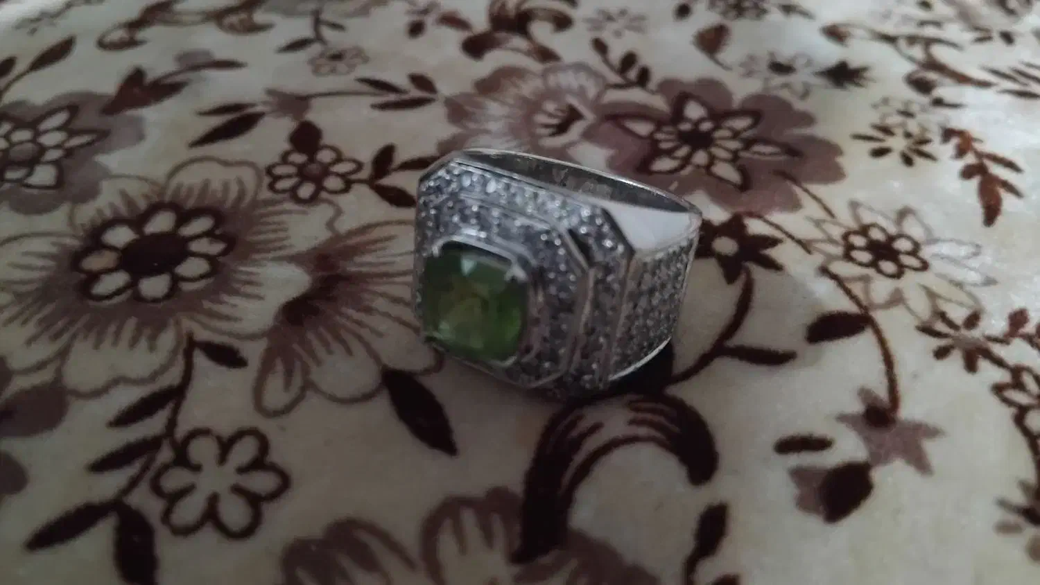 انگشتر زبرجد|جواهرات|ارومیه, |دیوار