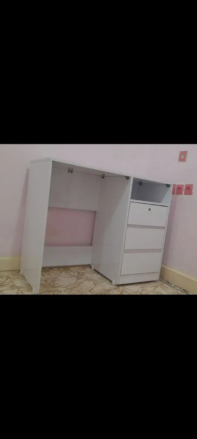 میز سفید|میز تحریر و کامپیوتر|ایذه, |دیوار