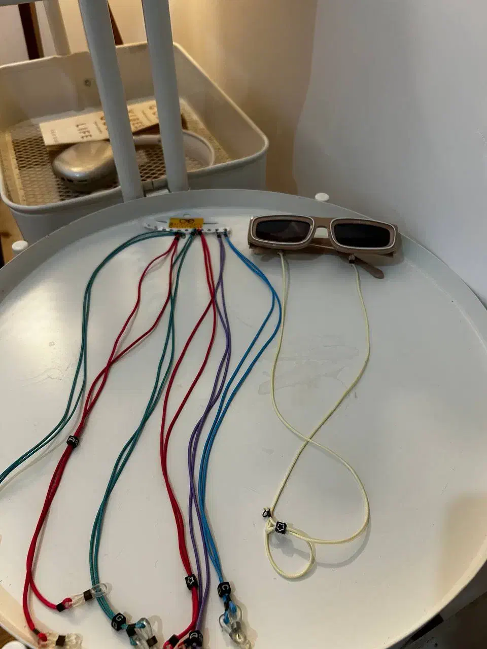 بند عینک|زیورآلات و اکسسوری|قم, ناصردیوان|دیوار