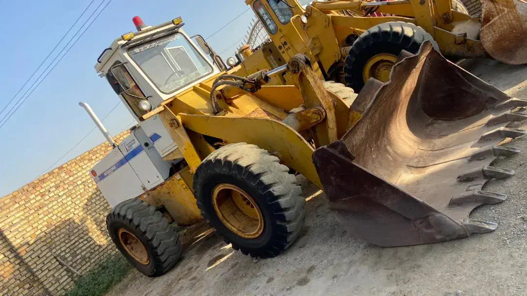 لودر هپکو520Bموتور کوماتسو 90تازه تعمیر|خودرو سنگین|میاندوآب, |دیوار