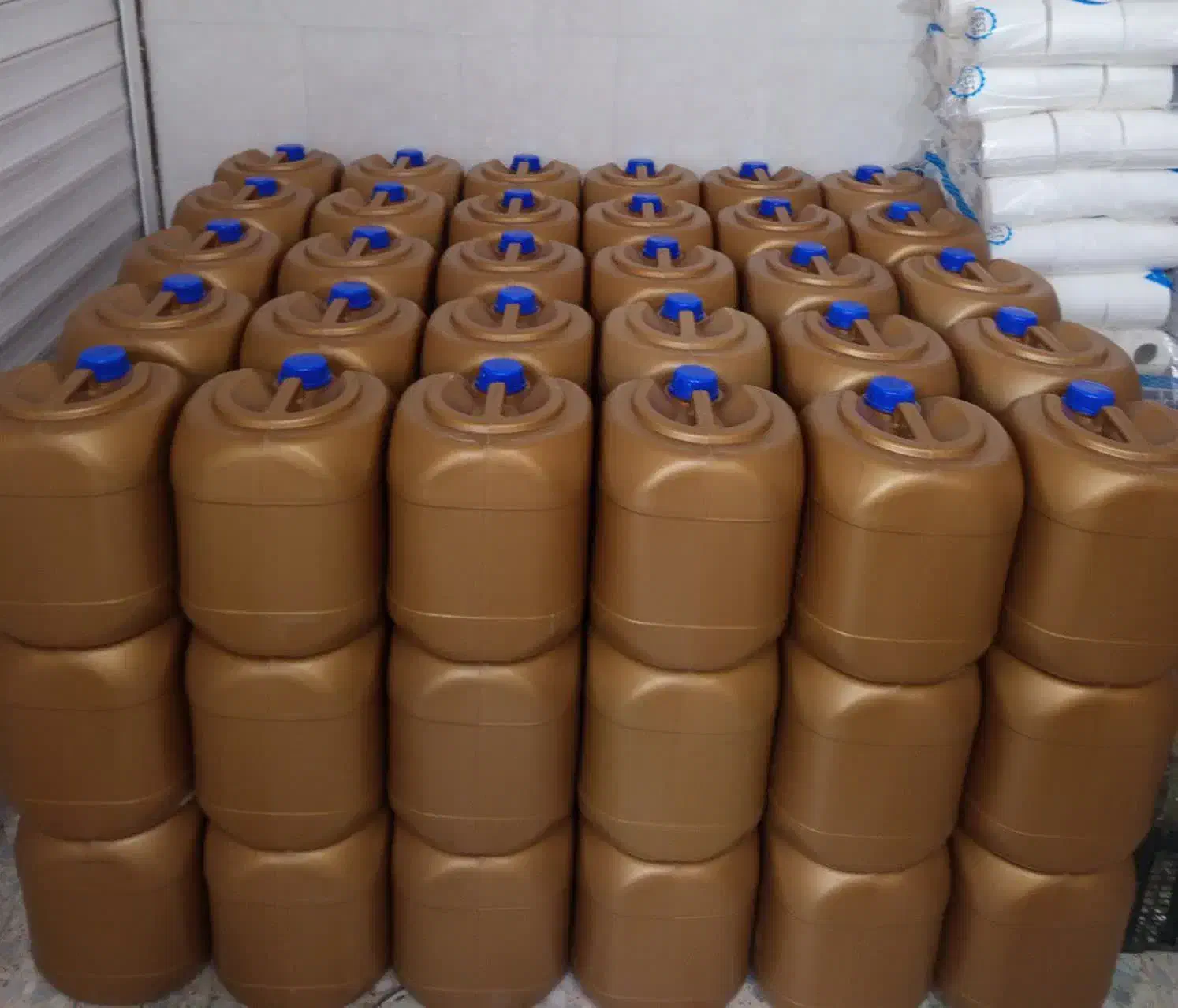 شارژ مایع لباسشویی جنرال طلایی|مواد شوینده و دستمال کاغذی|بروجرد, |دیوار