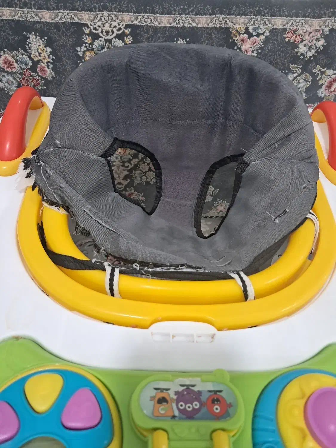 روروئک|کالسکه و لوازم جانبی|قم, شهر قائم|دیوار