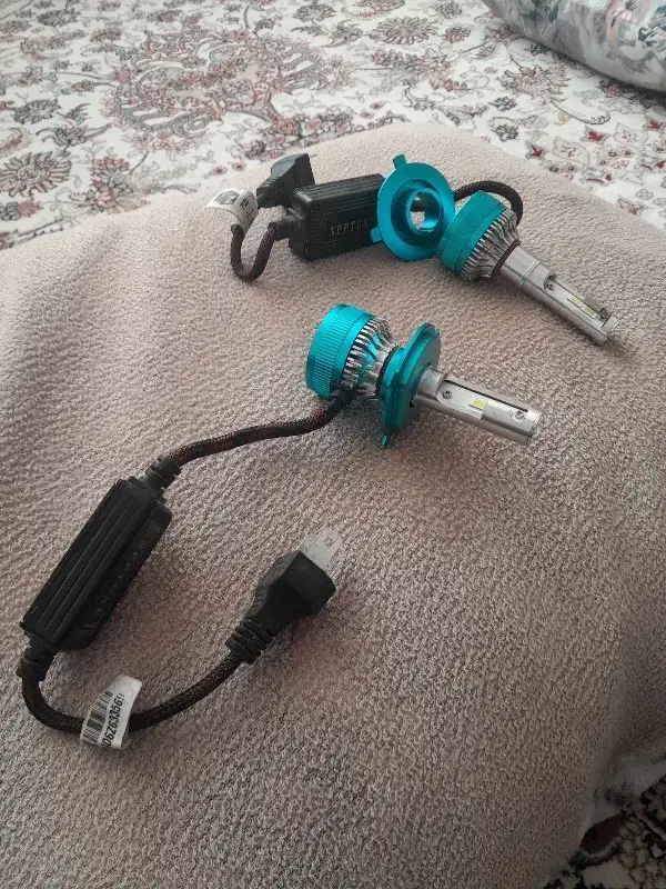 هدلایت h4قوی|قطعات یدکی و لوازم جانبی|کرمانشاه, |دیوار