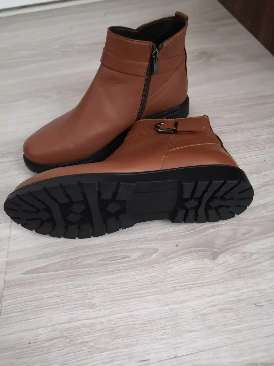 نیم بوت زنانه چرم اصل نو|کیف، کفش، کمربند|همدان, |دیوار