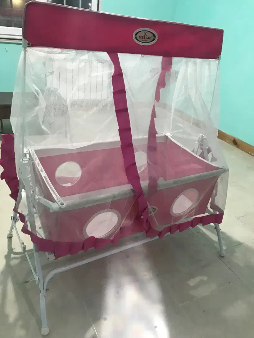 گهواره کودک|تخت و صندلی بچه|رشت, جانبازان|دیوار