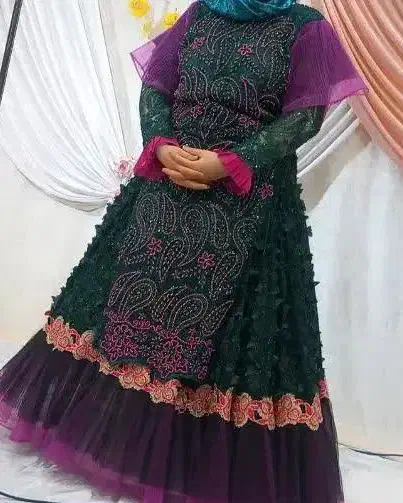 لباس محلی|لباس|قم, جوی شور|دیوار