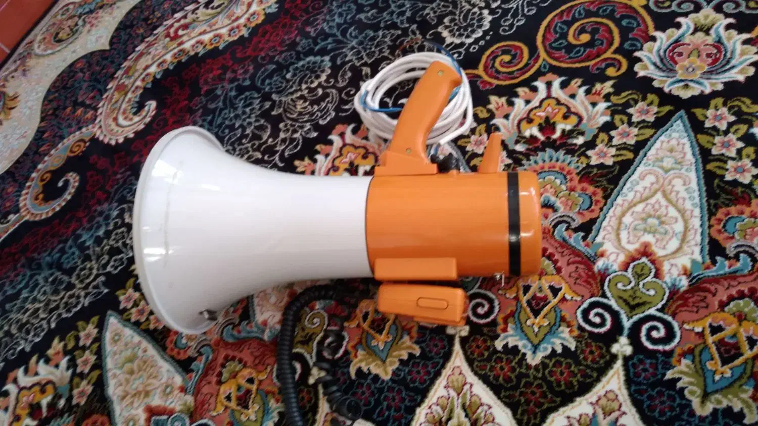 بلندگو شیپوری نو استفاده نشده و والن درحد نو|سیستم صوتی خانگی|آبیک, |دیوار