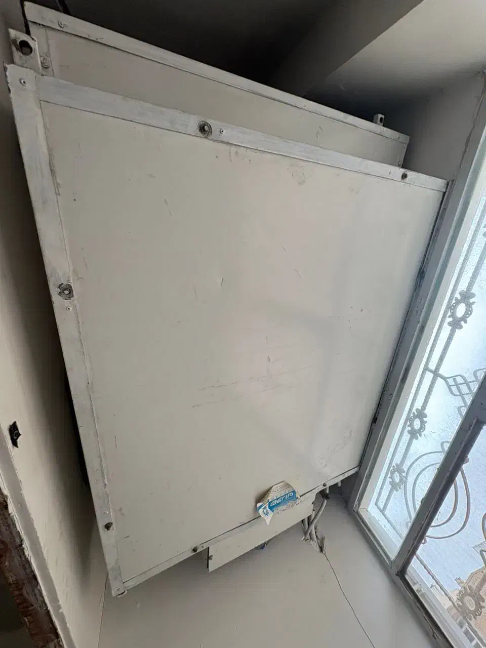 هواساز|پنکه و تصفیهکنندهٔ هوا|مشهد, فارغ التحصیلان|دیوار