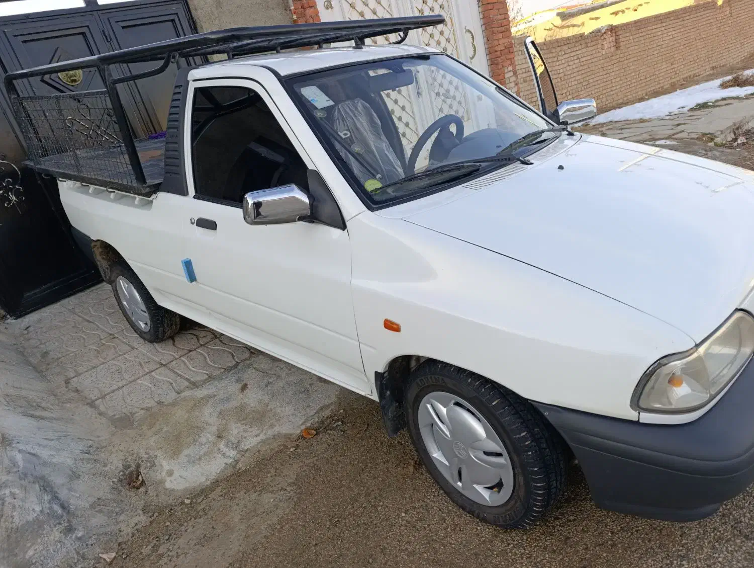 پراید وانت لوازمی معاوضه باسواری|خودرو سواری و وانت|قروه, |دیوار