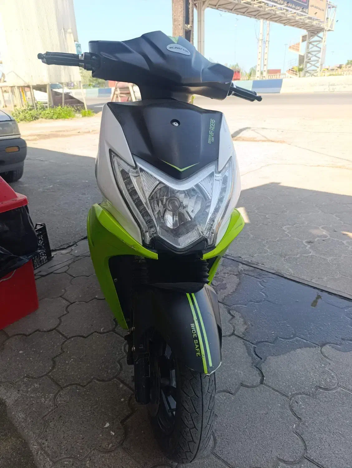 کویر موتور کلیک ES8 1500W بدنه کاملا سالم|موتورسیکلت|رشت, گلباغ نماز|دیوار