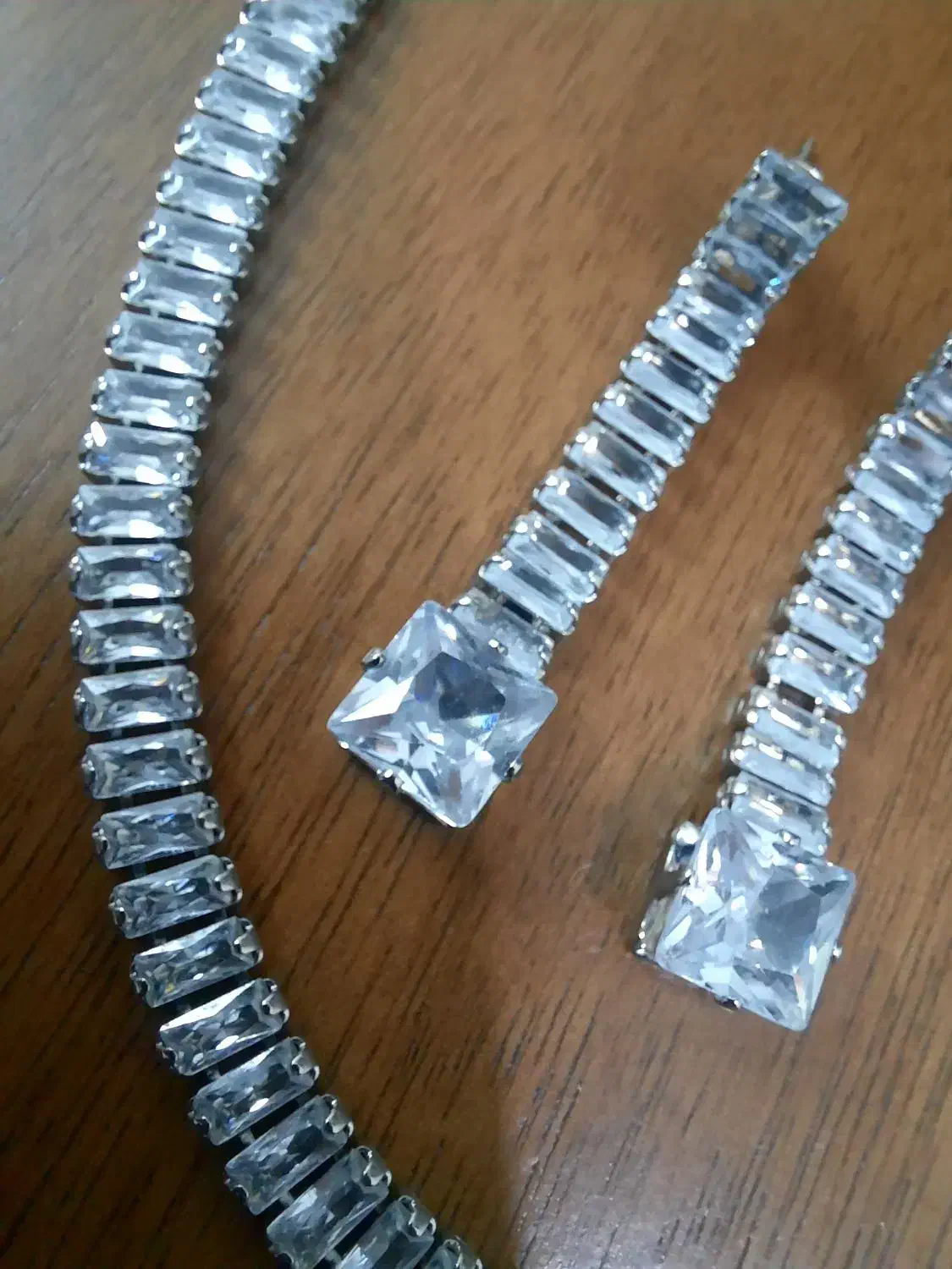 سرویس بدلیجات|بدلیجات|قدس, شهرقدس|دیوار