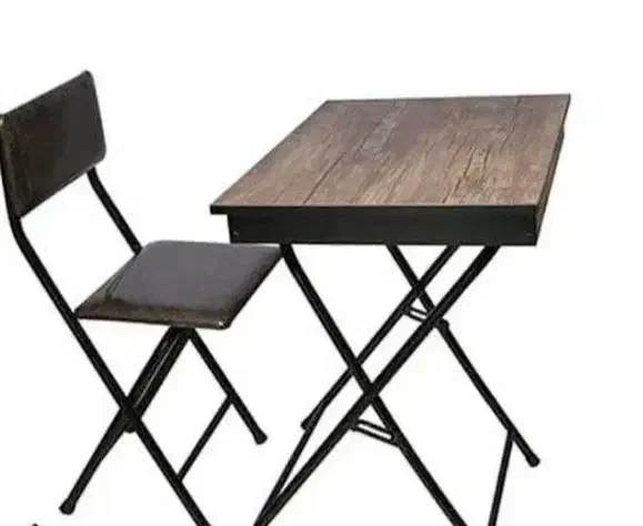 میز تحریر باکس دار قفلی سفید بهمراه صندلی|میز تحریر و کامپیوتر|قم, نیروگاه|دیوار