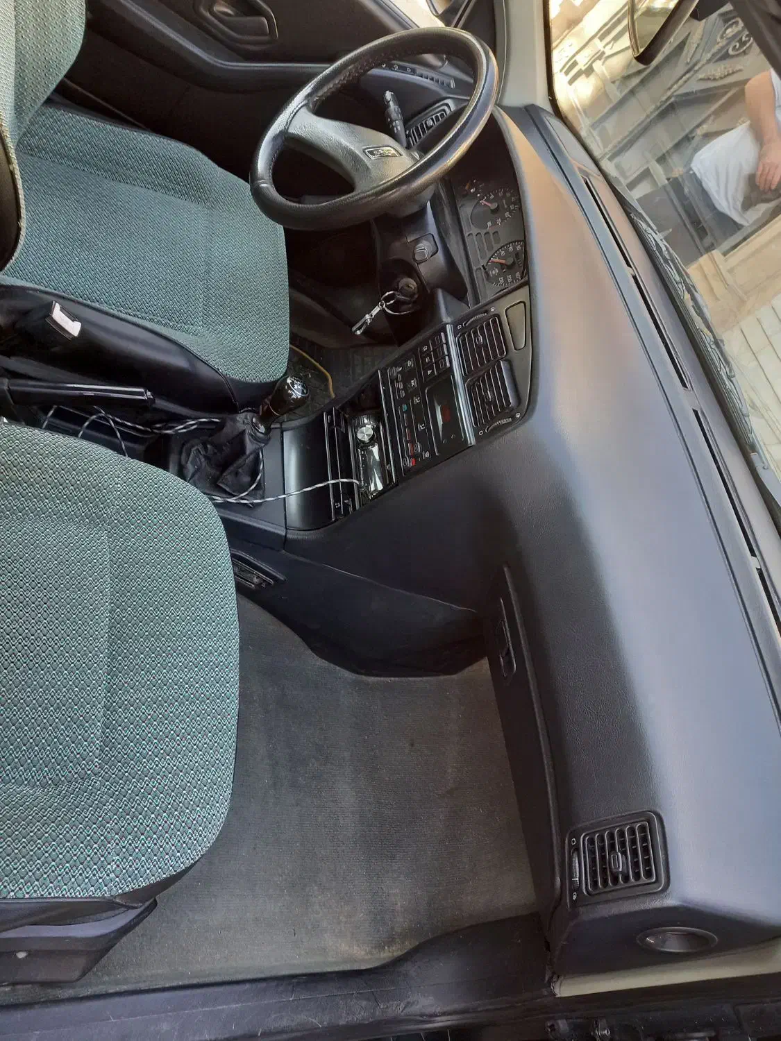 پژو۴۰۵|خودرو سواری و وانت|کرمانشاه, |دیوار