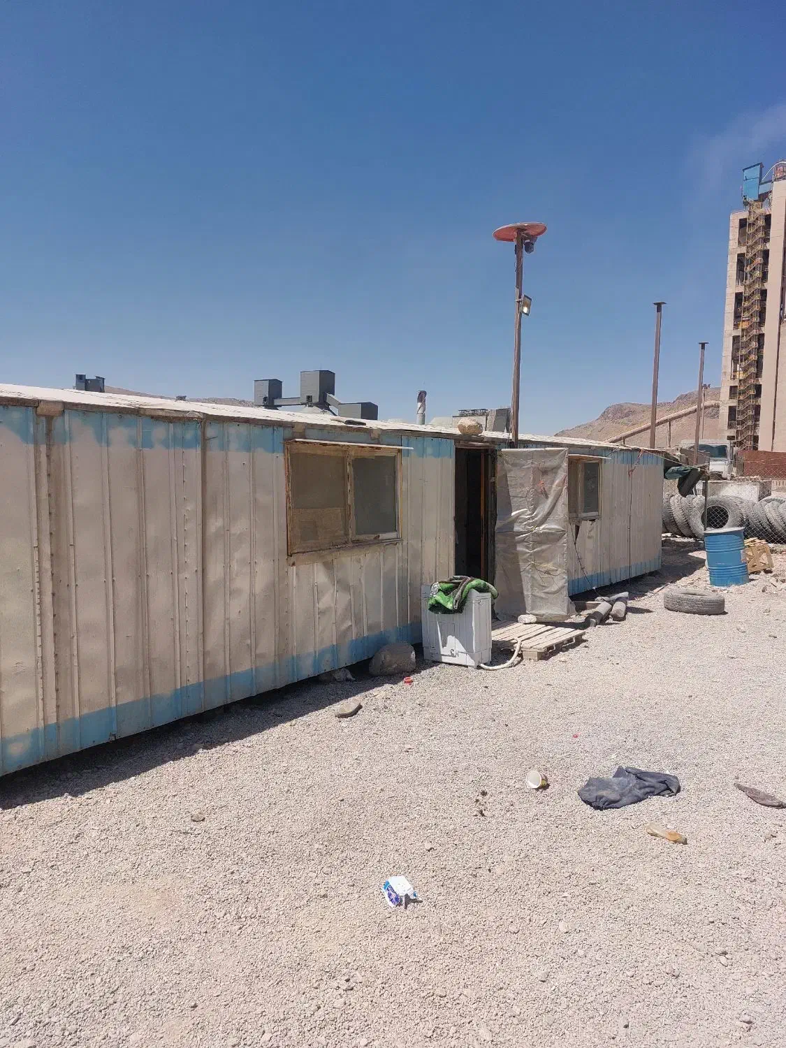 کانکس ۱۲متری و یک کانکس دسشوی|مصالح و تجهیزات ساختمان|شهرکرد, |دیوار