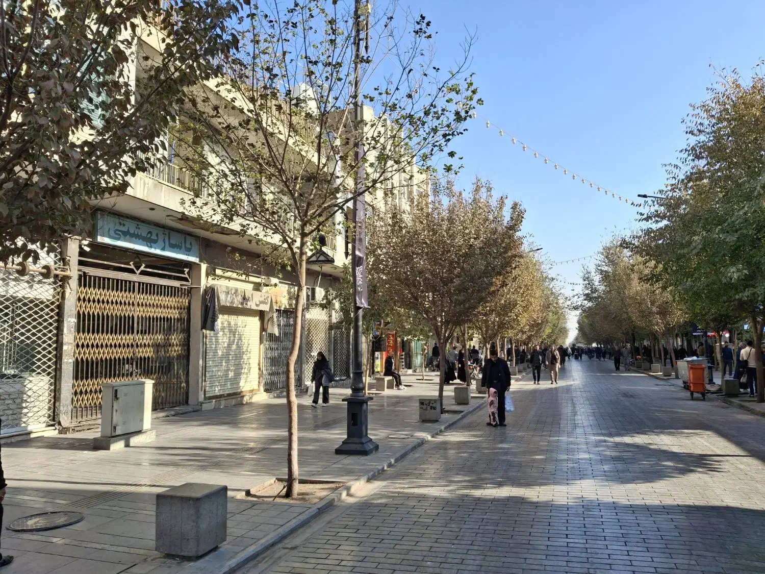 مغازه تجاری در چهار مردان نزدیک حرم|اجارهٔ مغازه و غرفه|قم, ارم|دیوار