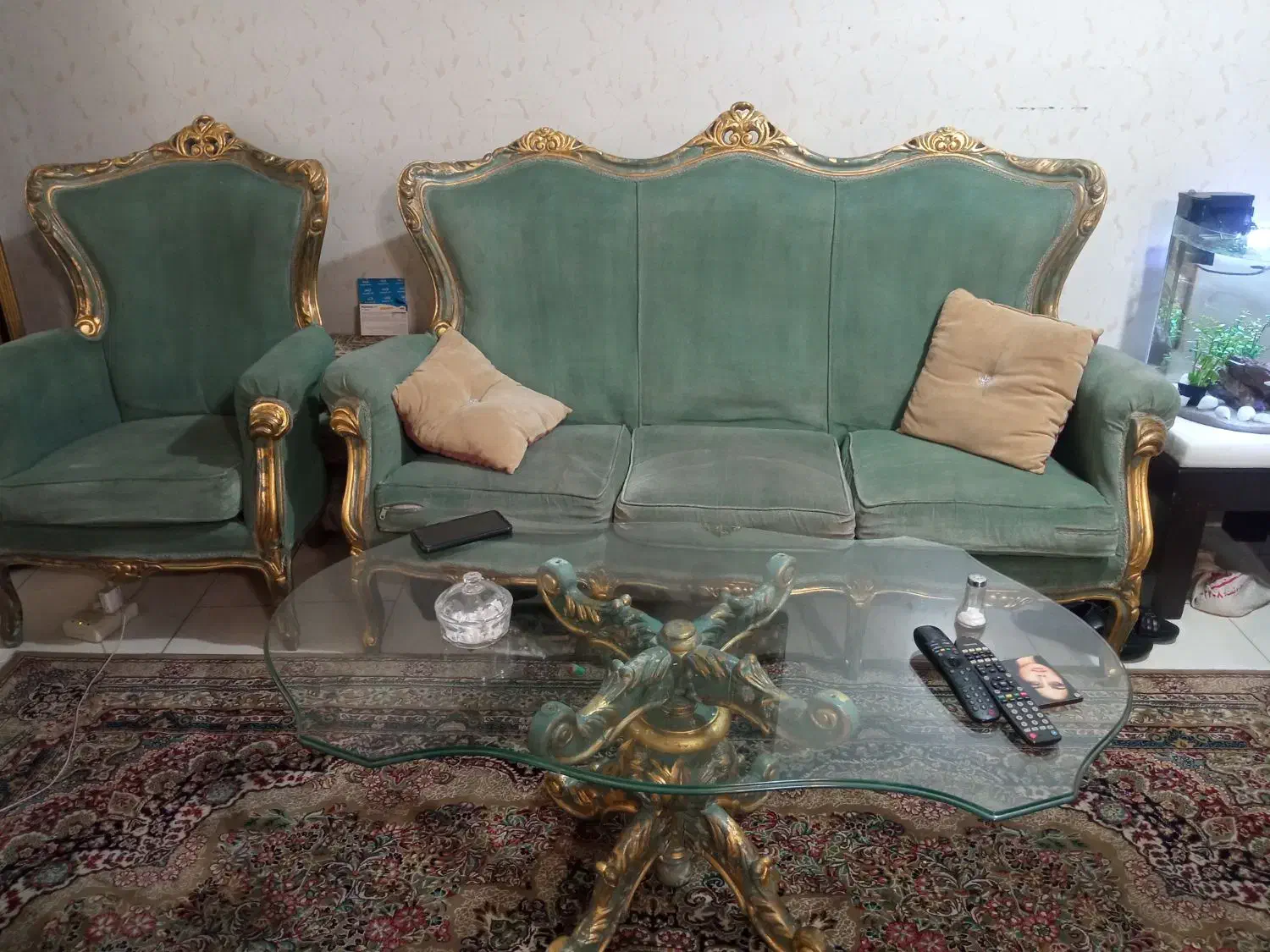 مبل و ناهار خوری ۷نفره|مبلمان خانگی و میز عسلی|تهران, قیام|دیوار