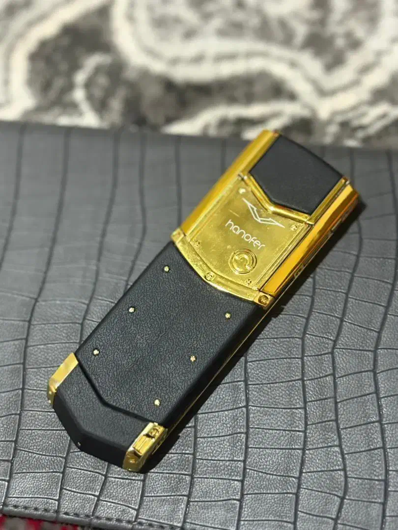 گوشی هانوفر(طرح ورتو)|موبایل|کرج, گوهردشت|دیوار