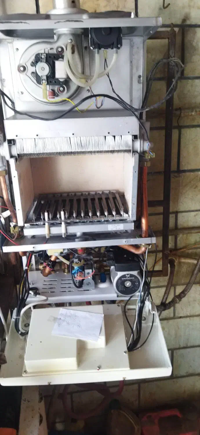 سرویس و عیب یابی انواع پکیج و ابگرمکن|خدمات پیشه و مهارت|قزوین, |دیوار