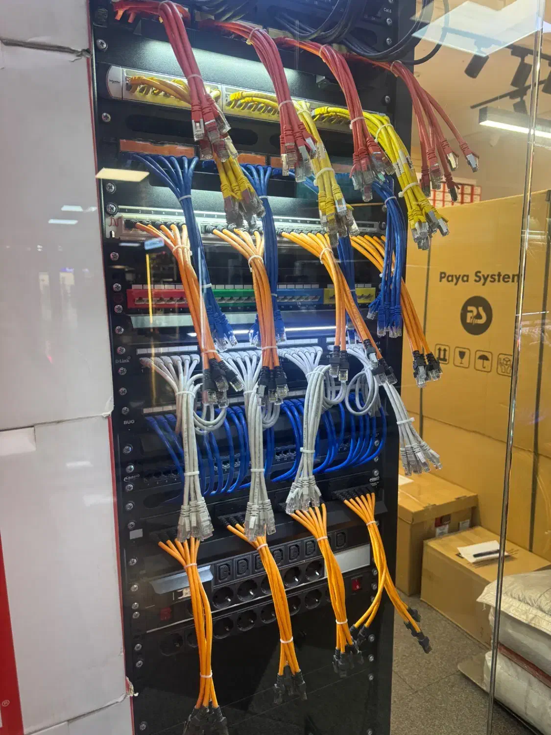 پچ کورد لگراند و نگزنس|مودم و تجهیزات شبکه|تهران, فلسطین (میدان انقلاب)|دیوار