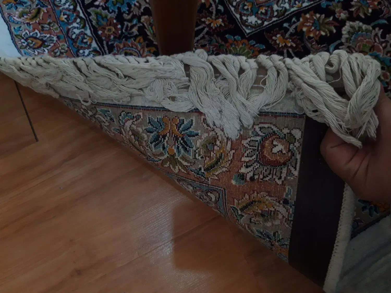 دو تخته فرش ۷۰۰ شانه پرشین مشهد|فرش|مشهد, امام رضا (ع)|دیوار