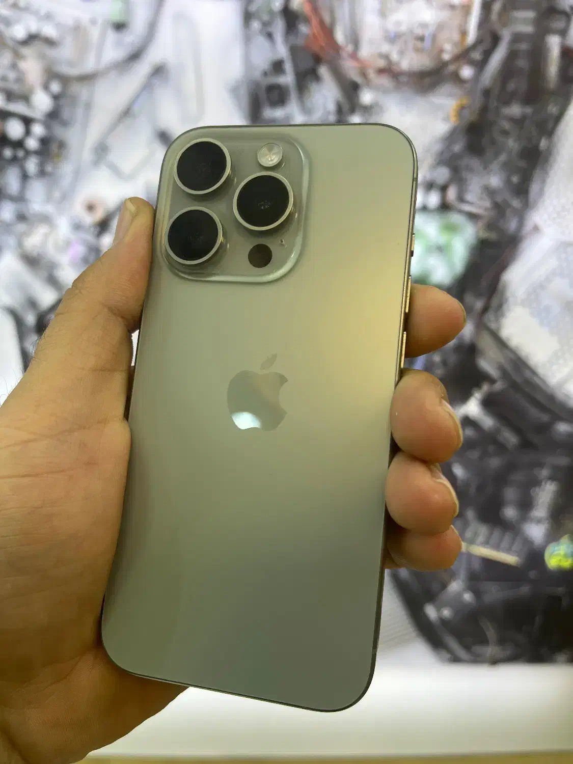 ایفون 15PROرنگ نچرال 128گیگ پارت نامبرCH128گیگ|موبایل|اصفهان, احمدآباد|دیوار