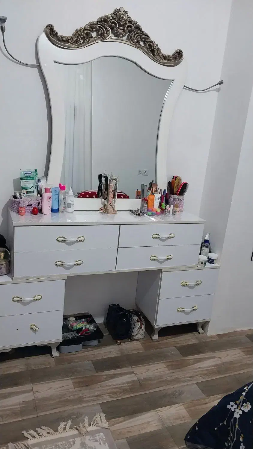 میز ارایش|تخت و سرویس خواب|چابکسر, |دیوار