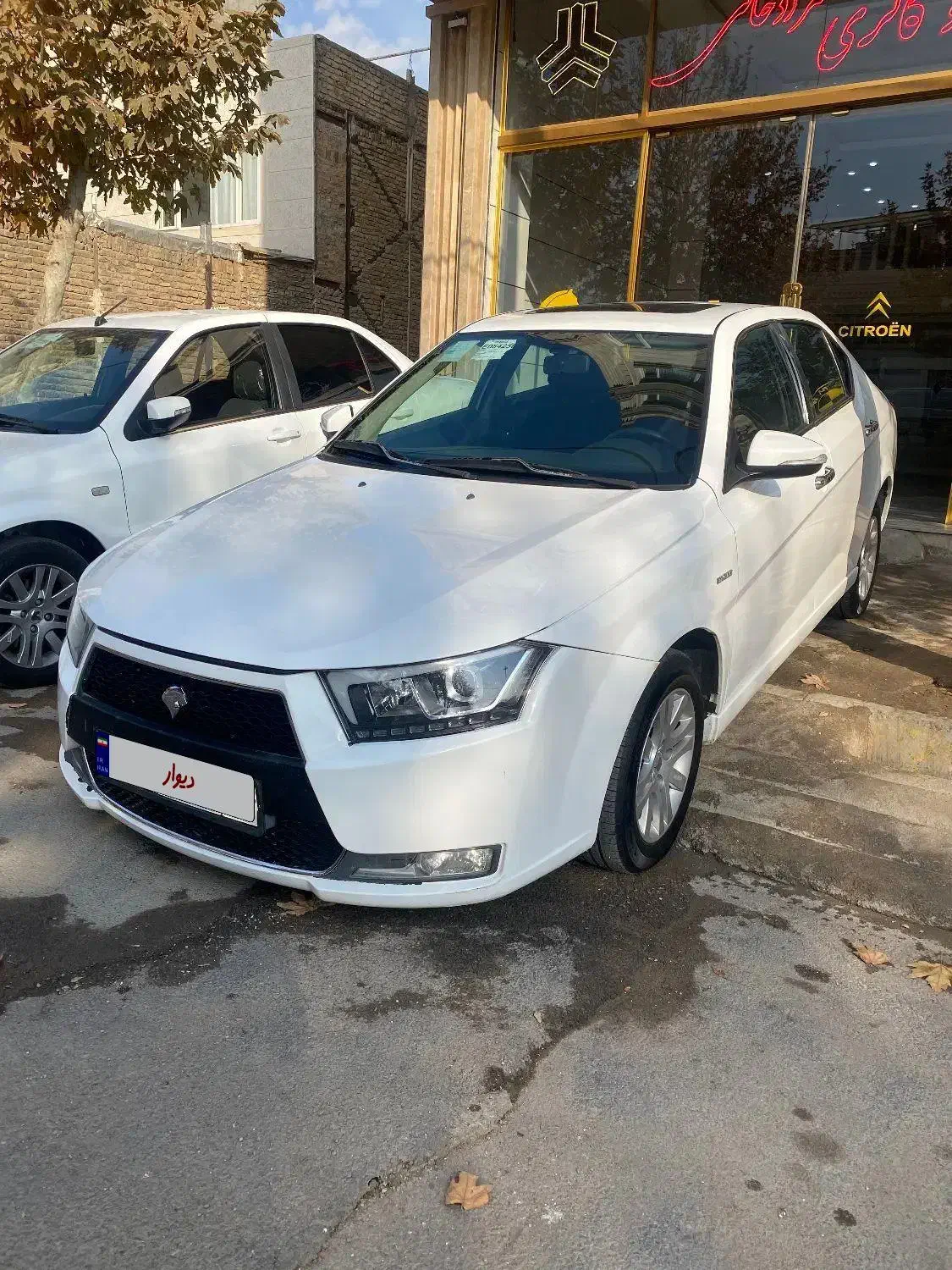 دنا پلاس سانروف دار|خودرو سواری و وانت|الوند, |دیوار