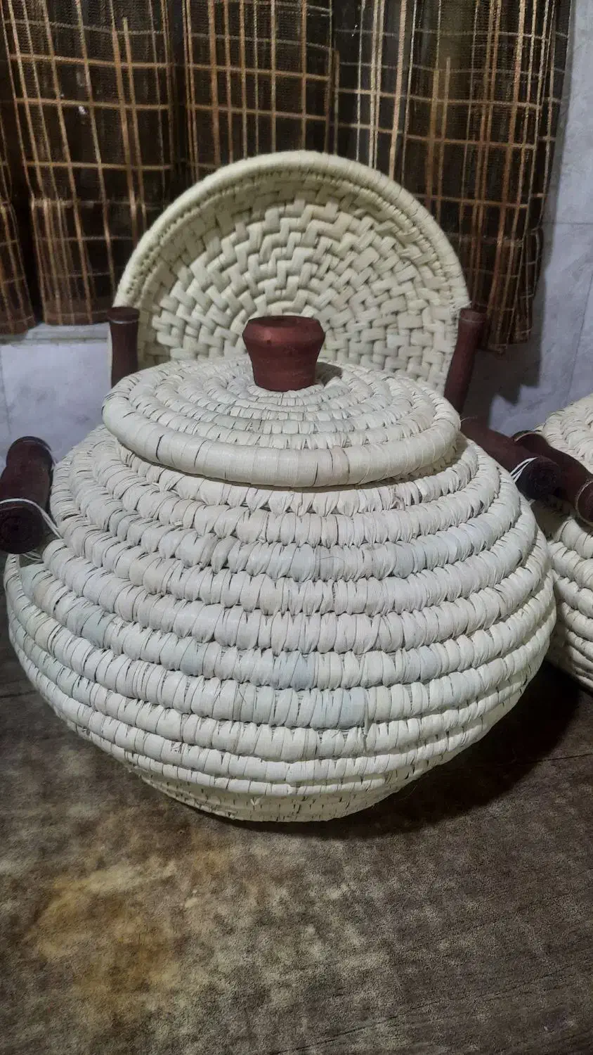 سبد حصیری ۱۰ کیلویی|صنایع دستی و سایر لوازم تزئینی|ری, دیلمان|دیوار