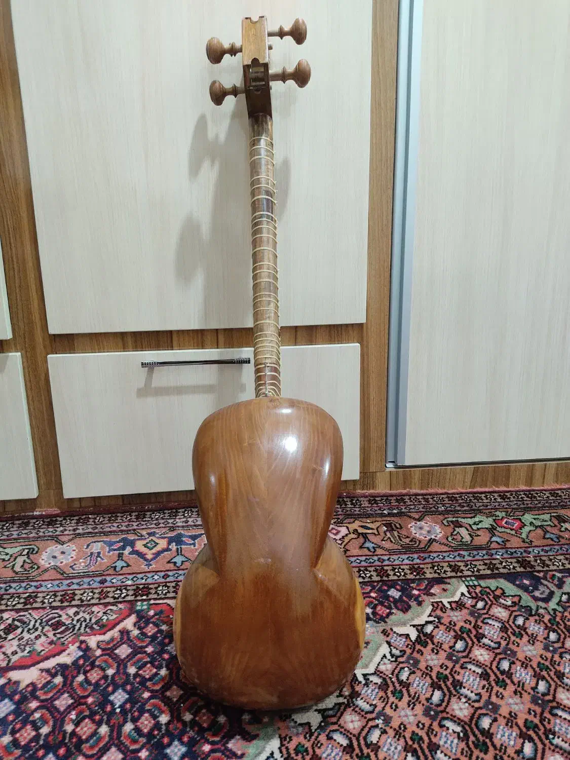 تار شیراز|سازهای سنتی|نیر (اردبیل), |دیوار