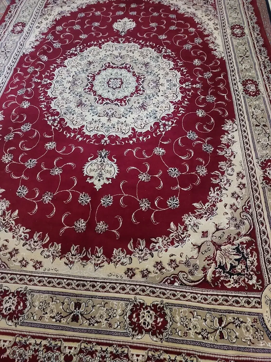 فرش9متری بدون پارگی و سوختگی|فرش|همدان, |دیوار