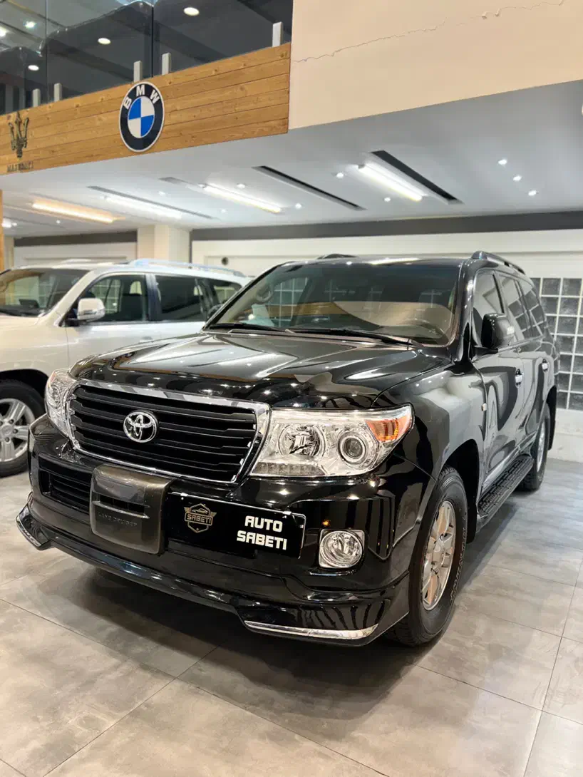 تویوتا لندکروز مدل ۲۰۱۰ بدون رنگ|خودرو سواری و وانت|تهران, نارمک|دیوار