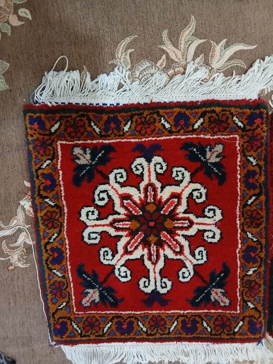 فرش دستبافت|فرش|مهربان, |دیوار