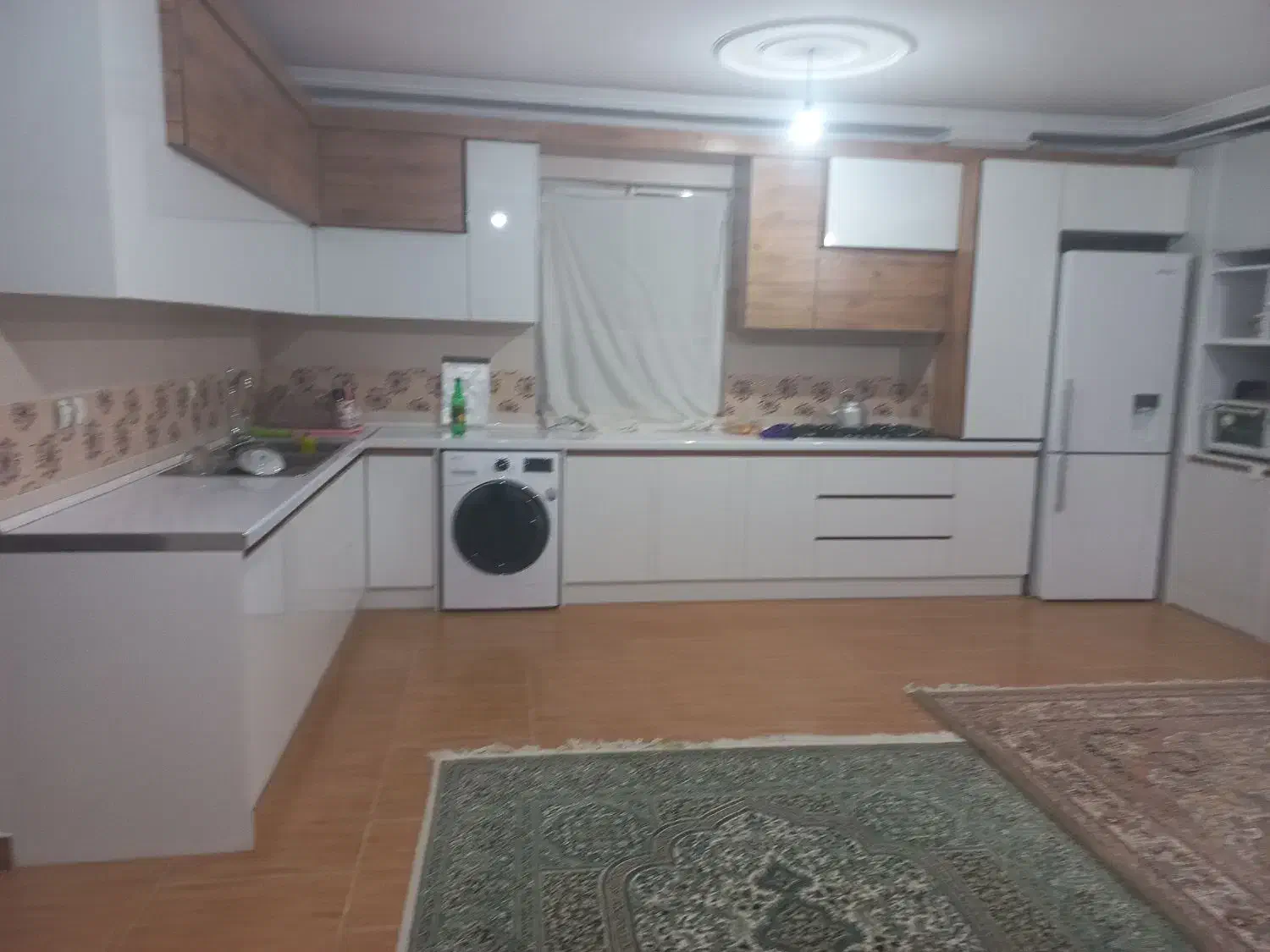 فروش آپارتمان ۹۰متری باسندطبقه سوم رضوانشهرگیلان|فروش آپارتمان|رضوانشهر, |دیوار