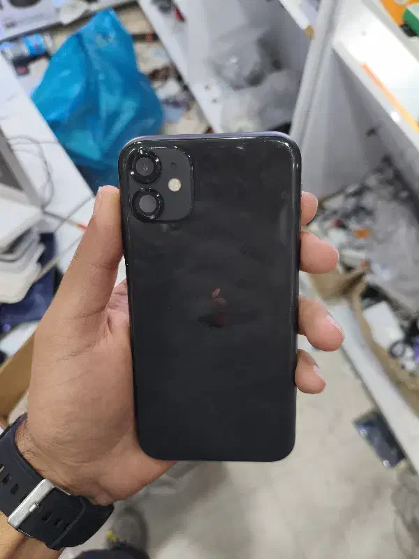 آیفون 11نرمال|موبایل|بم, |دیوار