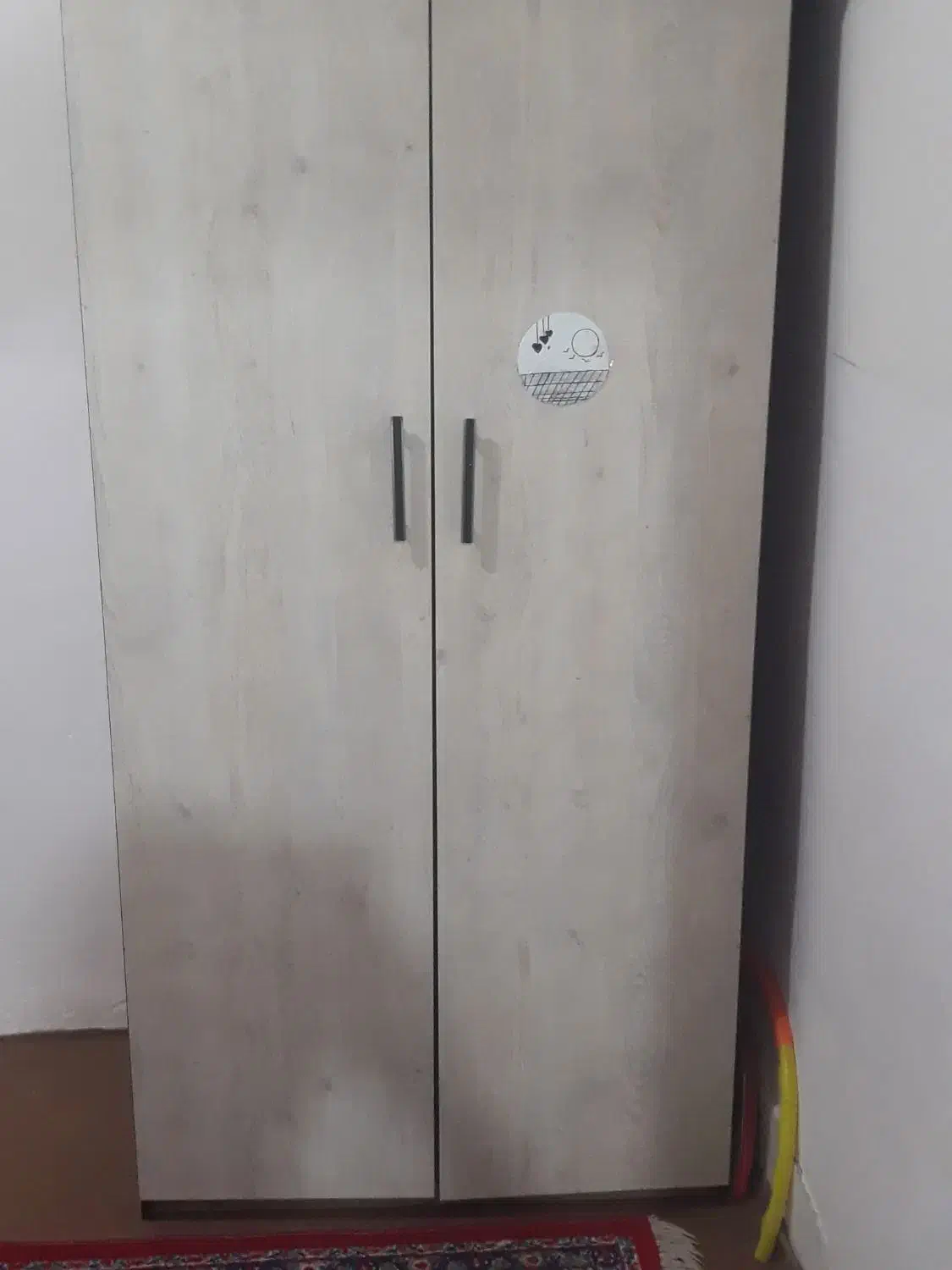 دو عدد کمد (بچگانه باویترین )کمدلباس بزرگسال باهم|اسباب و اثاث بچه|سبزوار, قلعه‌نو دهزار|دیوار