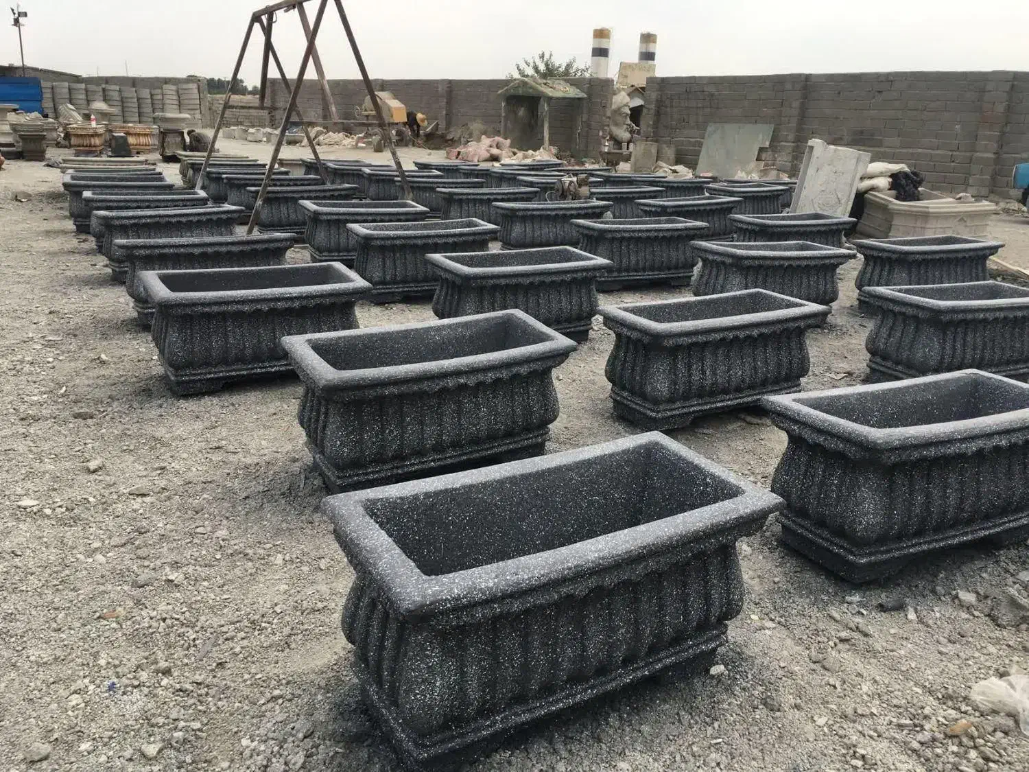 گلدان بتنی فایبرگلاس باکس|گل و گیاه طبیعی|سمنان, |دیوار